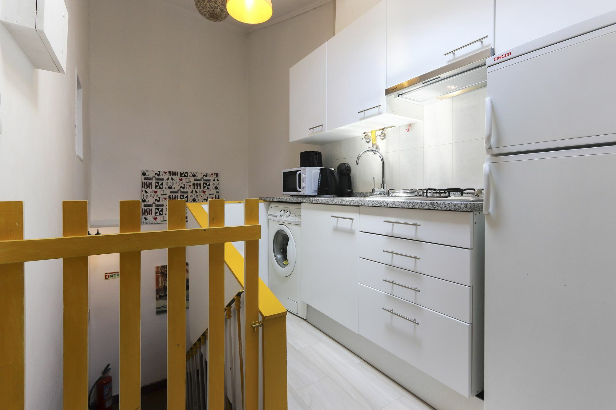 Апартаменты Bairro Alto Cosy By Homing Лиссабон Экстерьер фото